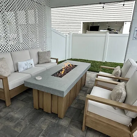 New Build Walkable To Dinner, Live Music & 5 Minute Walk To Beach Fort Myers Beach Exterior photo
